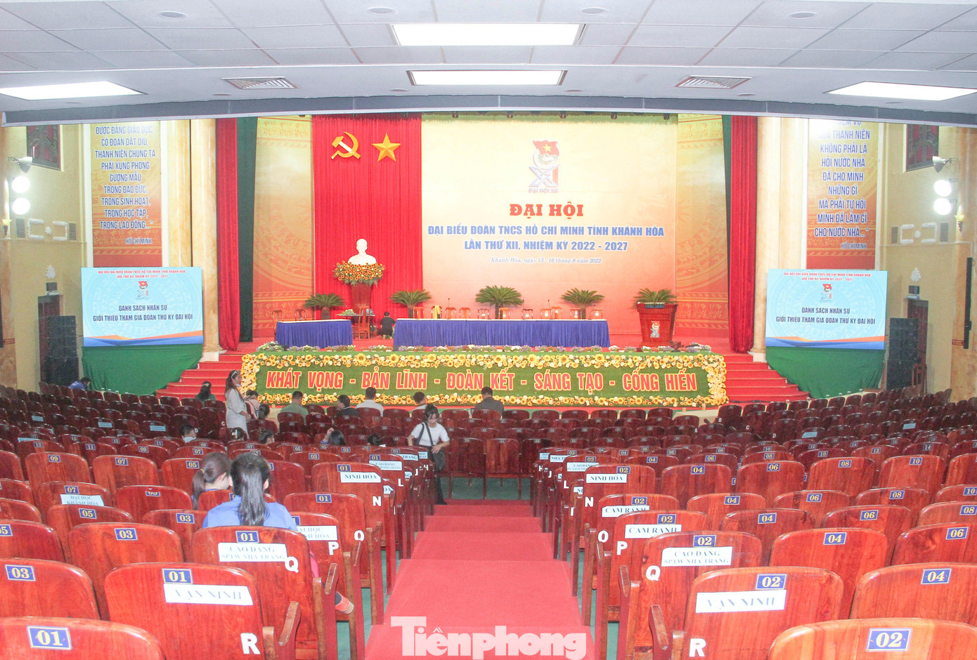 Cũng trong chiều nay, Tỉnh Đoàn Khánh Hòa tổ chức tổng duyệt chương trình và kịch bản Đại hội.