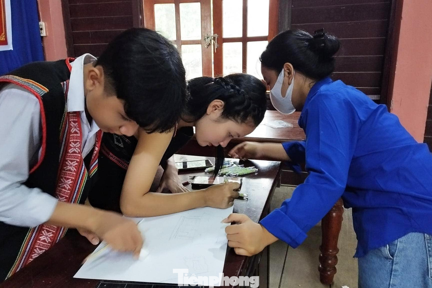 Các hoạt động cho thanh niên dân tộc, tôn giáo cũng được tổ chức rộng khắp, hỗ trợ về vật chất và cải thiện đời sống tinh thần cho thanh niên dân tộc, tôn giáo