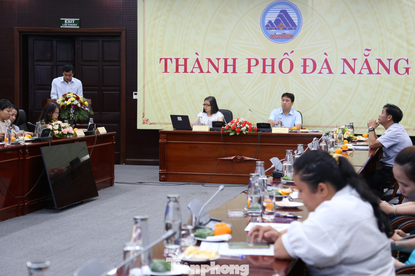 Đại diện các địa phương, trường tham gia thí điểm mô hình Trường học Xanh báo cáo kết quả đạt được sau 9 tháng triển khai. Ảnh: Giang Thanh