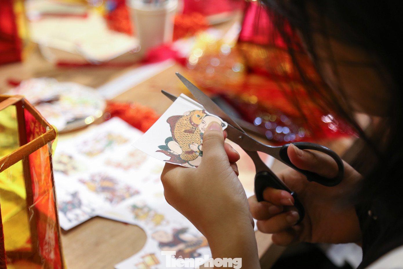 Các workshop Trung thu được các cửa hàng, đơn vị bắt đầu tổ chức từ giữa tháng 8, tập trung vào dịp cuối tuần để hút khách. Trên các fanpage workshop hay handmade, các bài đăng chia sẻ về các lớp học nhận được sự quan tâm của đông đảo mọi người. Các workshop Trung thu được các cửa hàng, đơn vị bắt đầu tổ chức từ giữa tháng 8, tập trung vào dịp cuối tuần để hút khách. Trên các fanpage workshop hay handmade, các bài đăng chia sẻ về các lớp học nhận được sự quan tâm của đông đảo mọi người.