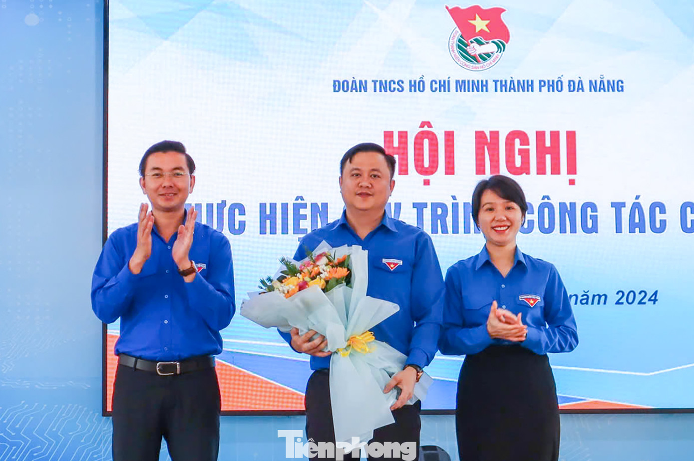 Anh Lê Công Hùng được bầu giữ chức Bí thư Thành Đoàn Đà Nẵng Anh Lê Công Hùng được bầu giữ chức Bí thư Thành Đoàn Đà Nẵng