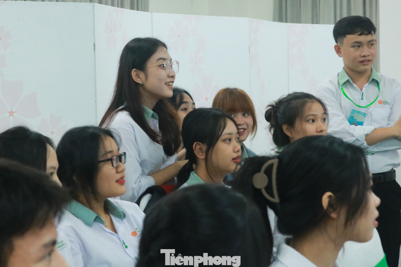 Các bạn trẻ sôi nổi chia sẻ góc nhìn về bảo vệ ĐVHD cũng như chung tay ngăn chặn bẫy bắt, buôn bán, tiêu thụ ĐVHD