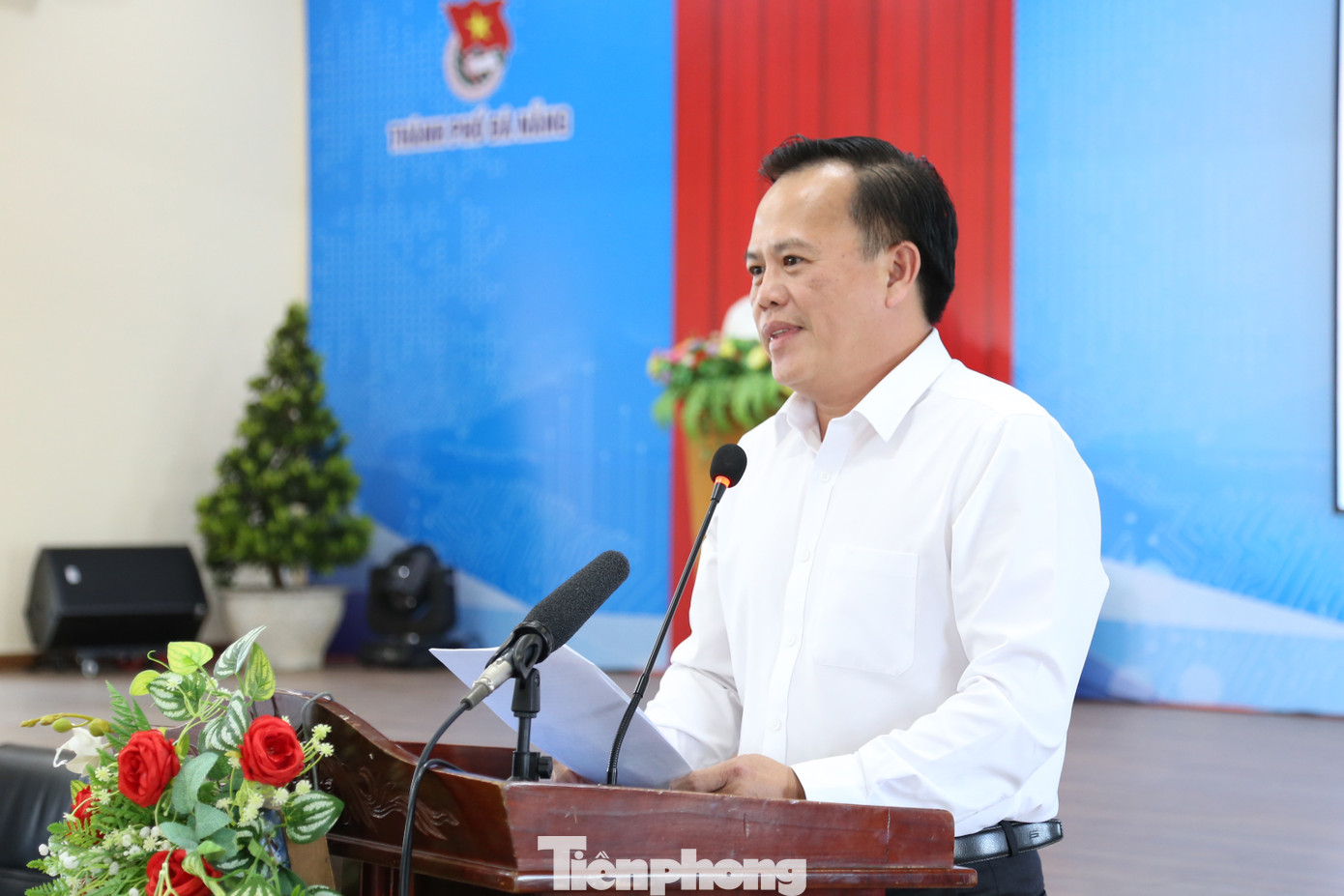 Các chuyên gia, cựu cán bộ Đoàn, đại diện các Tỉnh, Thành Đoàn đóng góp ý kiến tại Hội thảo. Các chuyên gia, cựu cán bộ Đoàn, đại diện các Tỉnh, Thành Đoàn đóng góp ý kiến tại Hội thảo.