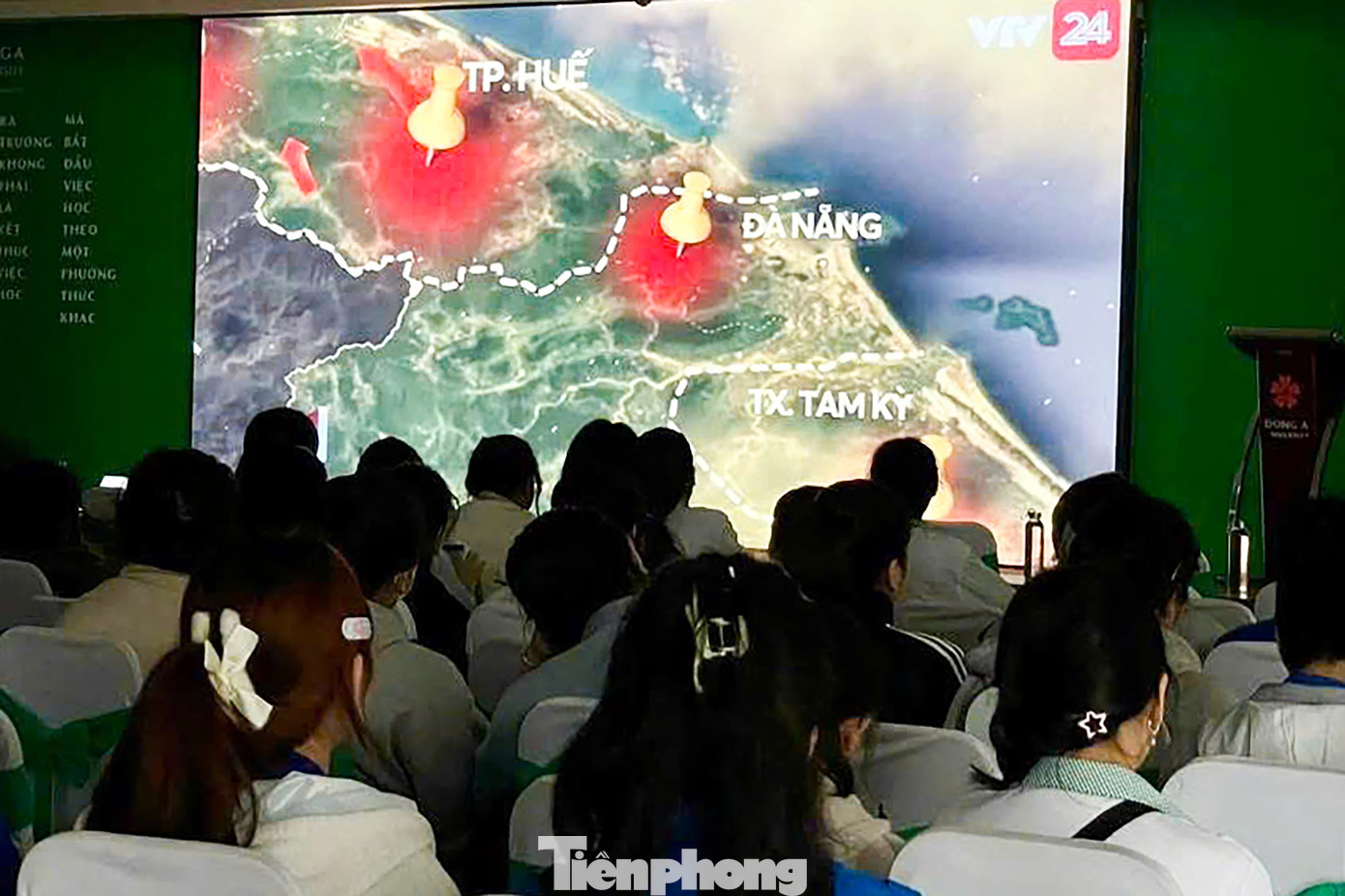 Mô hình Mỗi tháng một thước phim lịch sử trở thành cầu nối người trẻ với lịch sử đất nước Mô hình Mỗi tháng một thước phim lịch sử trở thành cầu nối người trẻ với lịch sử đất nước