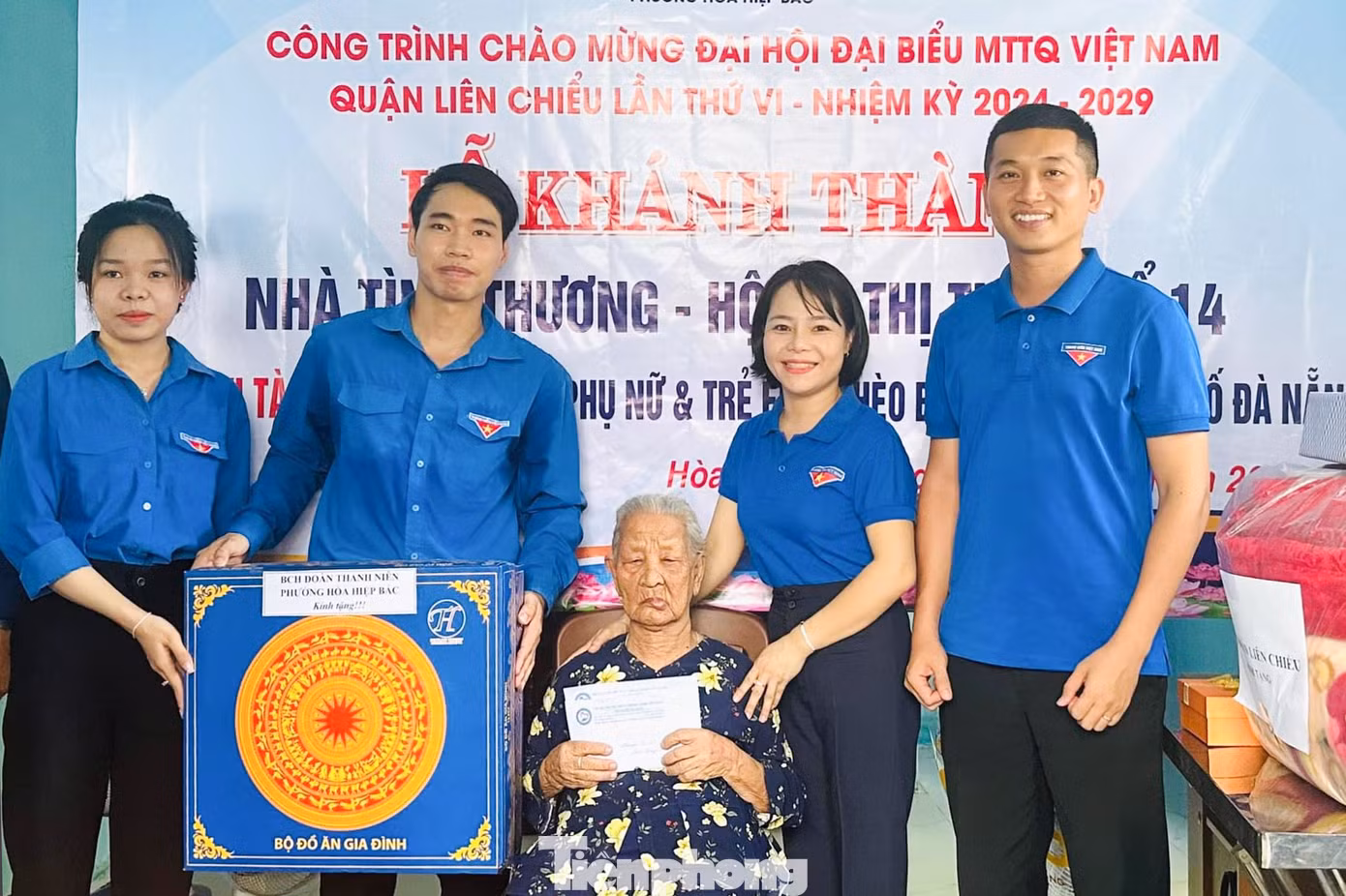 "Các công trình đều được xây dựng, hoàn thiện và bàn giao trong tháng 7/2024 để các hộ nhanh chóng ổn định chỗ ở trước khi mùa mưa đến. Bên cạnh đó, khi khánh thành và bàn giao, Đoàn Thanh niên cũng hỗ trợ kinh phí hoặc tặng đồ gia dụng, nội thất cho các hộ", anh Bình nói.