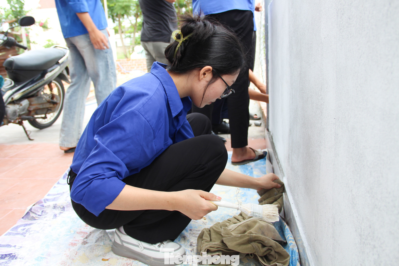 Theo anh Vương Ngọc Trãi - Phó Bí thư Đoàn phường Hòa Hải, đây là một trong những hoạt động của Chiến dịch Tình nguyện hè với mong muốn chia sẻ, giúp đỡ các hoàn cảnh khó khăn trên địa bàn, tạo thêm động lực, niềm tin để những người yếu thế ổn định cuộc sống, có điều kiện vươn lên thoát nghèo.