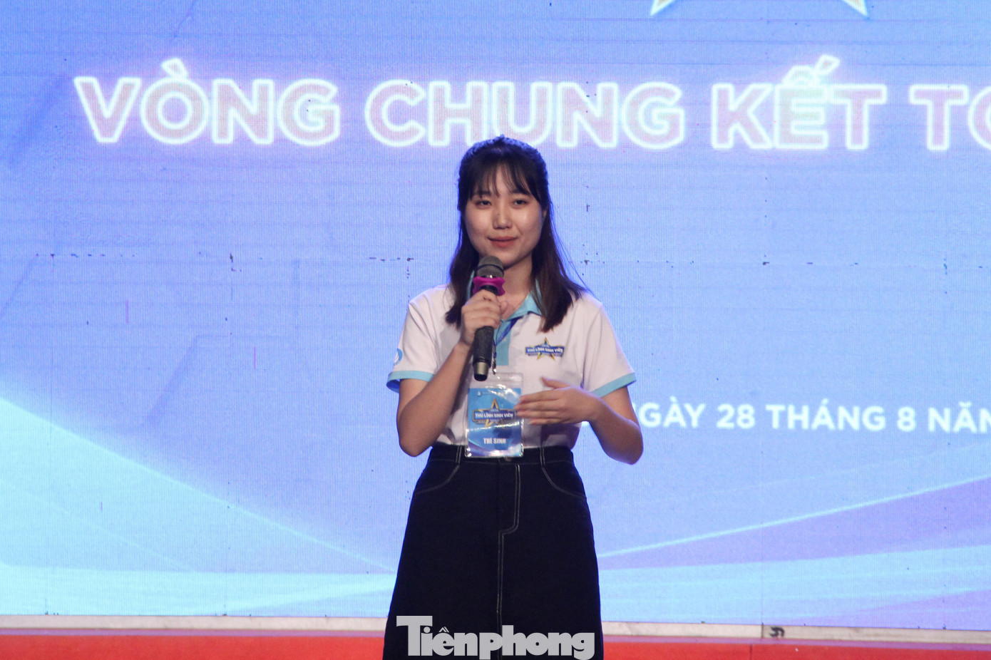 Trong đêm chung kết, 10 thí sinh tranh tài ở 3 vòng thi: Chân dung thủ lĩnh, Bản lĩnh thủ lĩnh và Thủ lĩnh tỏa sáng, Ở vòng thi Chân dung thủ lĩnh, 10 thí sinh thực hiện phần giới thiệu bản thân (thông tin, thành tích cá nhân, sở trường của bản thân); giới thiệu công tác Hội và phong trào sinh viên của đơn vị. Mỗi thí sinh có tối đa 2 phút thực hiện phần thi.