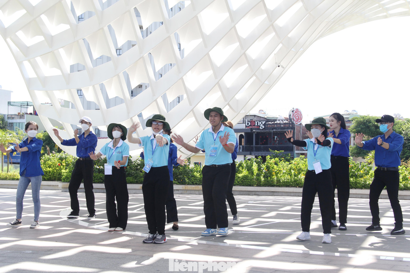 Trải qua các phần thi, thí sinh thể hiện đa dạng các kỹ năng trong công tác Hội và phong trào sinh viên Trải qua các phần thi, thí sinh thể hiện đa dạng các kỹ năng trong công tác Hội và phong trào sinh viên