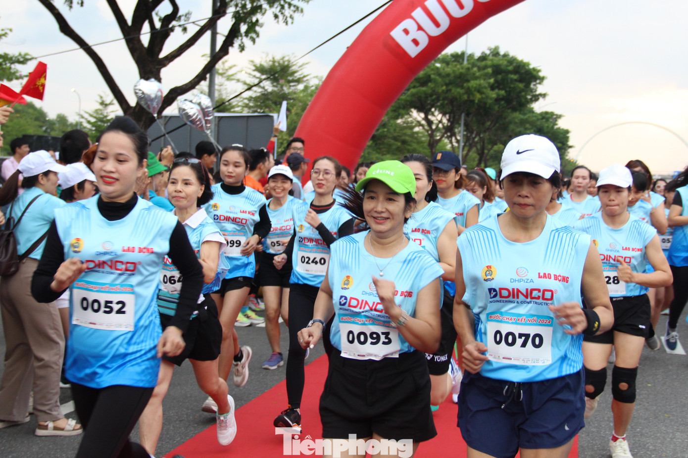 Công nhân, người lao động nữ sôi nổi tranh tài ở cự ly 5km