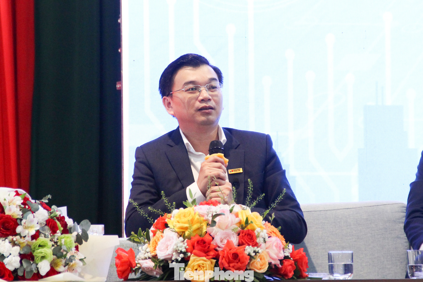 15 năm khởi nghiệp, Shark Hùng Anh khuyên các bạn trẻ học tập, tích lũy kiến thức, kinh nghiệm và chỉ khởi nghiệp khi đủ độ chín.