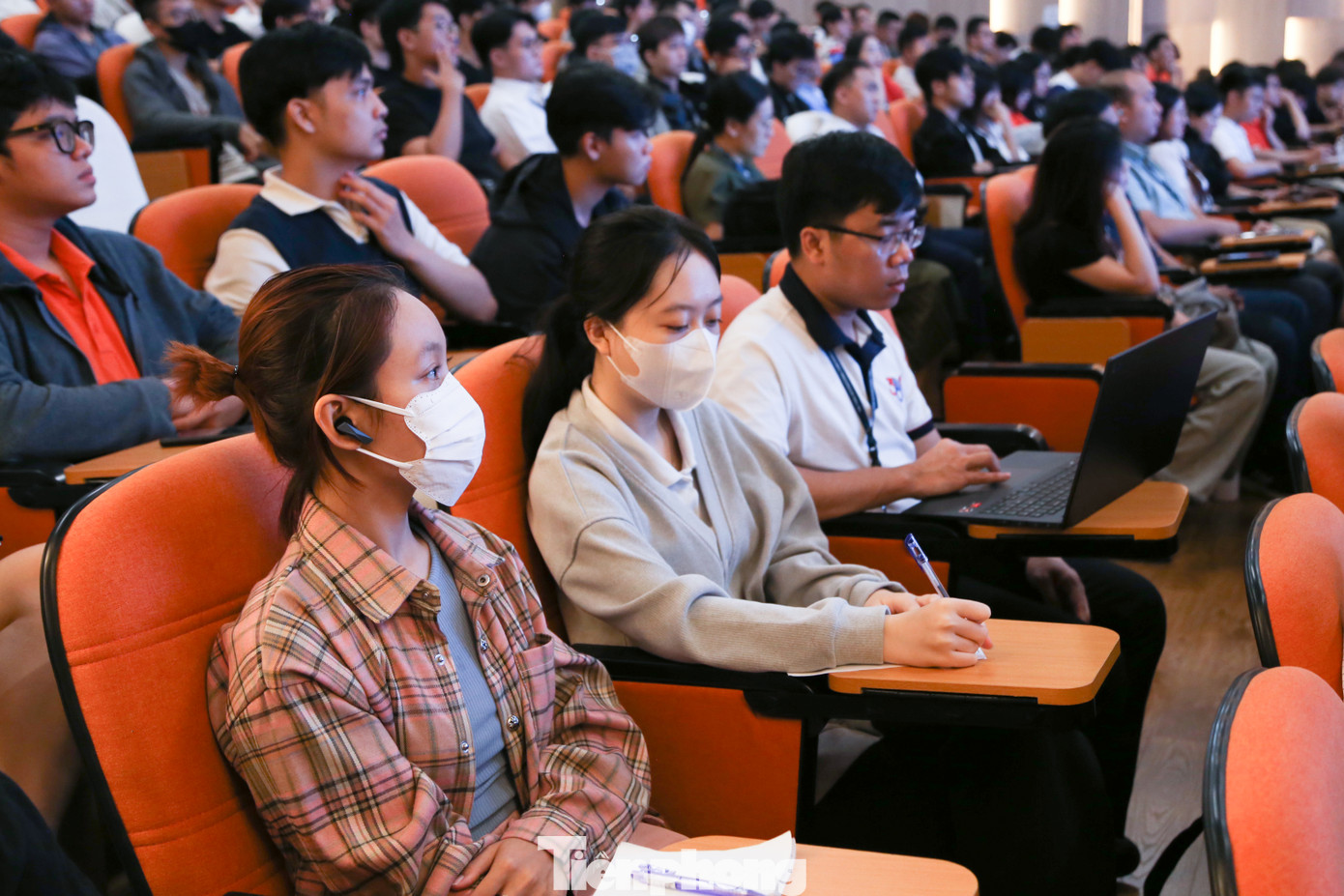 Đây là cơ hội để các nhà nghiên cứu trẻ, sinh viên cập nhật, nắm bắt các xu hướng công nghệ Đây là cơ hội để các nhà nghiên cứu trẻ, sinh viên cập nhật, nắm bắt các xu hướng công nghệ