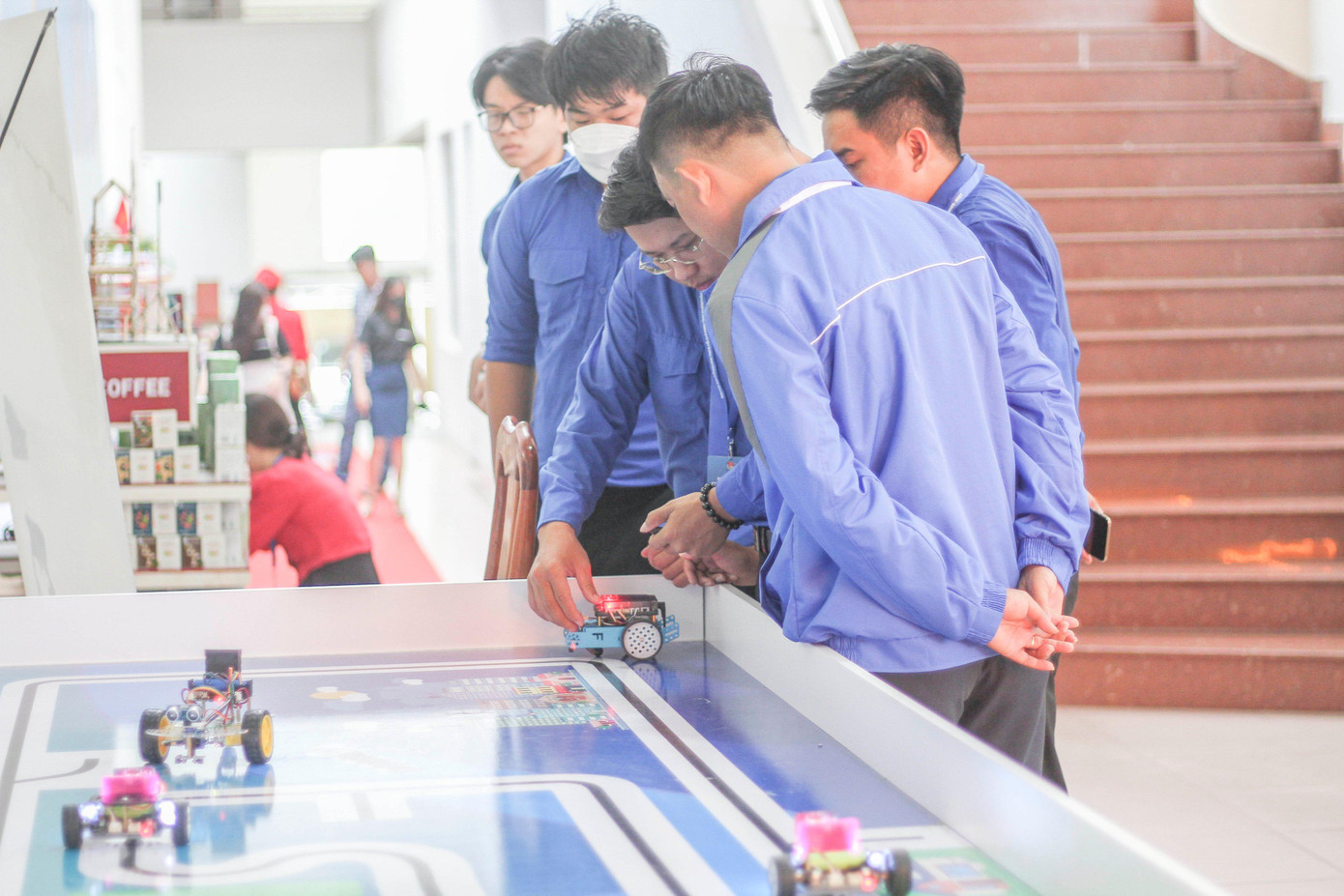 Tỉnh Đoàn đã tổ chức các cuộc thi khởi nghiệp nhằm thu hút các sản phẩm mang tính sáng tạo, áp dụng được vào thực tiễn và hỗ trợ thanh niên phát triển, hiện thực hóa các ý tưởng khởi nghiệp, lập nghiệp.