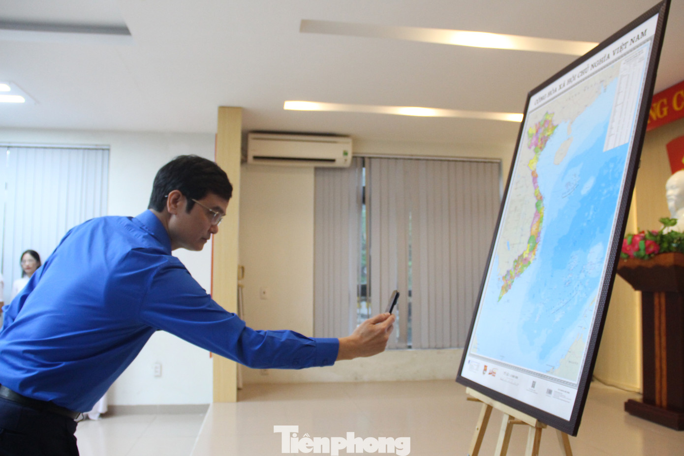 Trường THPT Phan Châu Trinh là ngôi trường có 70 năm lịch sử hình thành và phát triển, một trong những chiếc nôi nuôi dưỡng tinh thần dân tộc, dân chủ trong phong trào đấu tranh của học sinh – sinh viên ở các đô thị miền Nam, thời kỳ kháng chiến chống Mỹ. Trường THPT Phan Châu Trinh là ngôi trường có 70 năm lịch sử hình thành và phát triển, một trong những chiếc nôi nuôi dưỡng tinh thần dân tộc, dân chủ trong phong trào đấu tranh của học sinh – sinh viên ở các đô thị miền Nam, thời kỳ kháng chiến chống Mỹ.