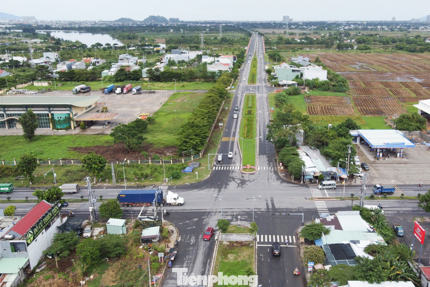 Về địa giới hành chính, Phân khu Đổi mới sáng tạo sẽ nằm trên địa phận các phường Hòa Quý, Hòa Hải (quận Ngũ Hành Sơn); Hòa Xuân, Khuê Trung, Hòa Thọ Tây, Hòa Thọ Đông (quận Cẩm Lệ), xã Hòa Châu, Hòa Phước, Hòa Nhơn (huyện Hòa Vang).