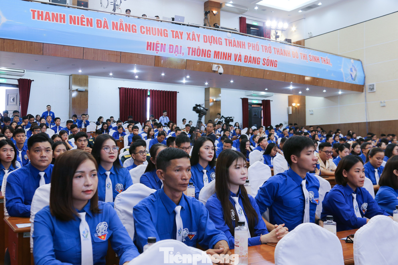 Chủ tịch Hội LHTN Việt Nam gửi gắm nhiều kỳ vọng tới lớp thanh niên Đà Nẵng tiên phong, sáng tạo. Ảnh: Duy Quốc