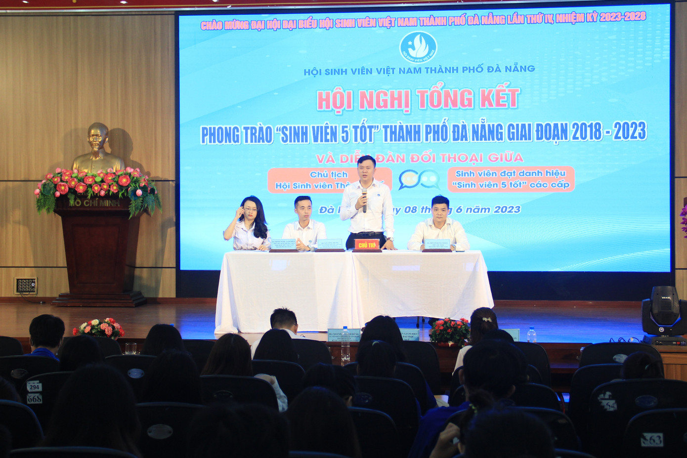 Phong trào 'Sinh viên 5 tốt' là phong trào chủ đạo được Hội Sinh viên TP. Đà Nẵng triển khai với nhiều mô hình, giải pháp mới mẻ. Ảnh: Giang Thanh Phong trào 'Sinh viên 5 tốt' là phong trào chủ đạo được Hội Sinh viên TP. Đà Nẵng triển khai với nhiều mô hình, giải pháp mới mẻ. Ảnh: Giang Thanh