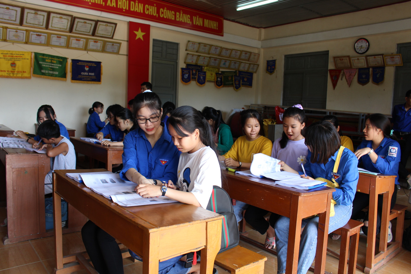 Các mô hình tình nguyện của Hội Sinh viên các cấp có tính chuyên môn cao, chú trọng chuyển giao tri thức, dạy kỹ năng... Các mô hình tình nguyện của Hội Sinh viên các cấp có tính chuyên môn cao, chú trọng chuyển giao tri thức, dạy kỹ năng...