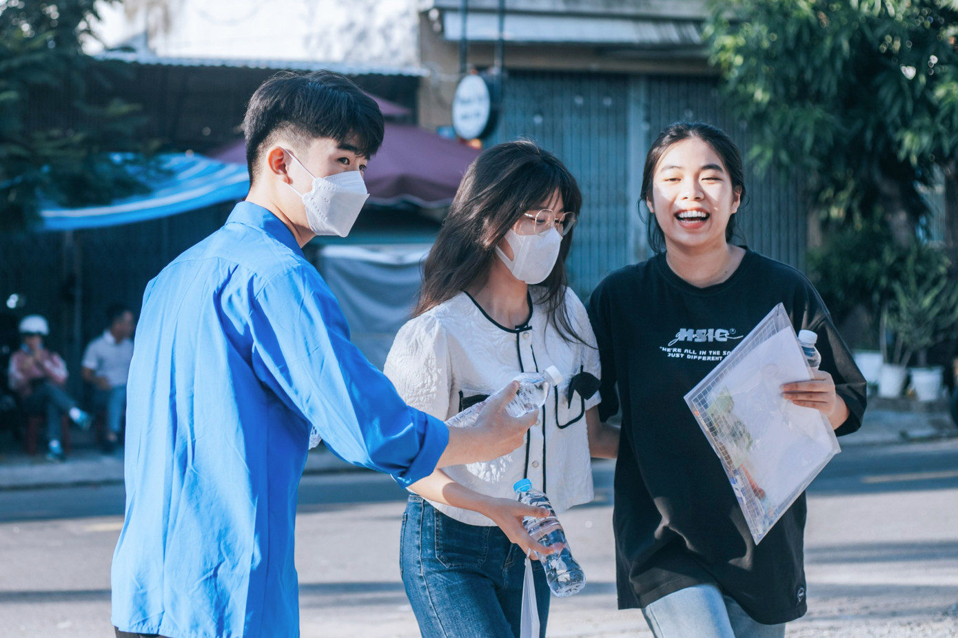 Chương trình Tiếp sức mùa thi được tổ chức hằng năm, tích cực hỗ trợ các sĩ tử "vượt vũ môn". Chương trình Tiếp sức mùa thi được tổ chức hằng năm, tích cực hỗ trợ các sĩ tử "vượt vũ môn".