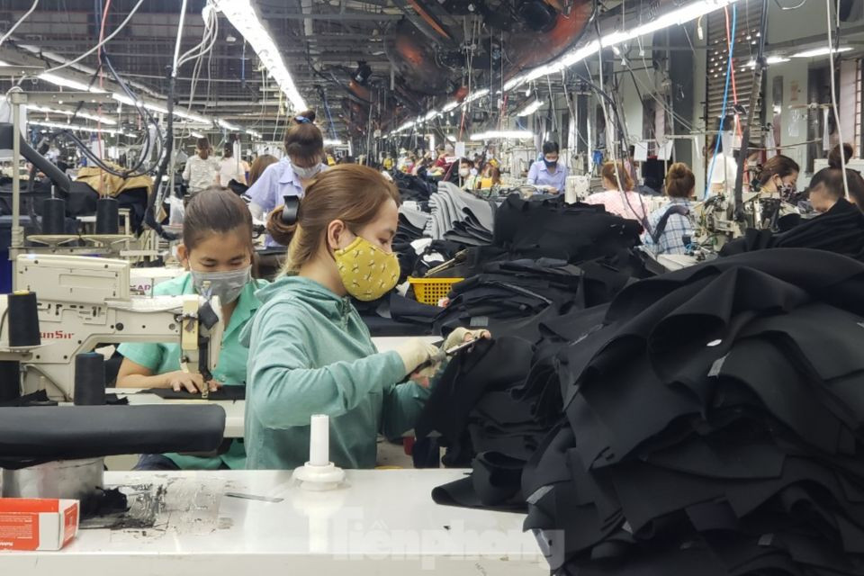 Từ đầu năm đến nay, nhiều DN ở Đà Nẵng gặp khó trong tuyển dụng lao động phổ thông. Ảnh: Giang Thanh.