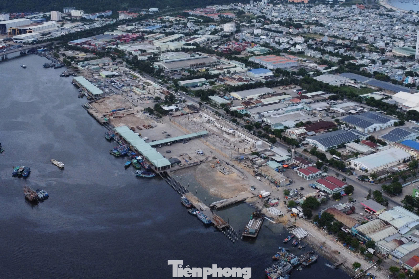 Được biết, đến năm 2030, Đà Nẵng sẽ hình thành 11 chợ điểm phục vụ du lịch với trọng tâm là khu vực ven sông Hàn và bờ Đông (ven biển Sơn Trà - Ngũ Hành Sơn); hướng Bán đảo Sơn Trà, đèo Hải Vân và phía Tây thành phố; vịnh Đà Nẵng và các khu vực biển Thọ Quang, Mỹ Khê, Non Nước.