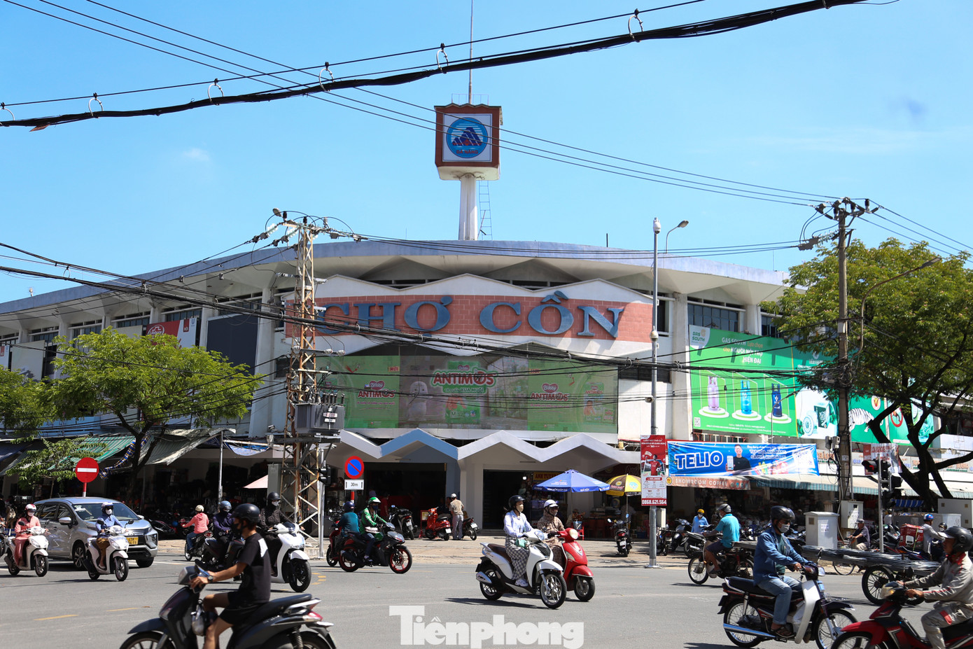 Theo ông Đàm Văn Tẩu - Giám đốc Công ty Quản lý và Phát triển các chợ Đà Nẵng, sau khi hoàn thành việc xây dựng chợ điểm du lịch đối với Chợ Hàn, đơn vị cũng đang phối hợp để tiếp tục triển khai ở Chợ Cồn.