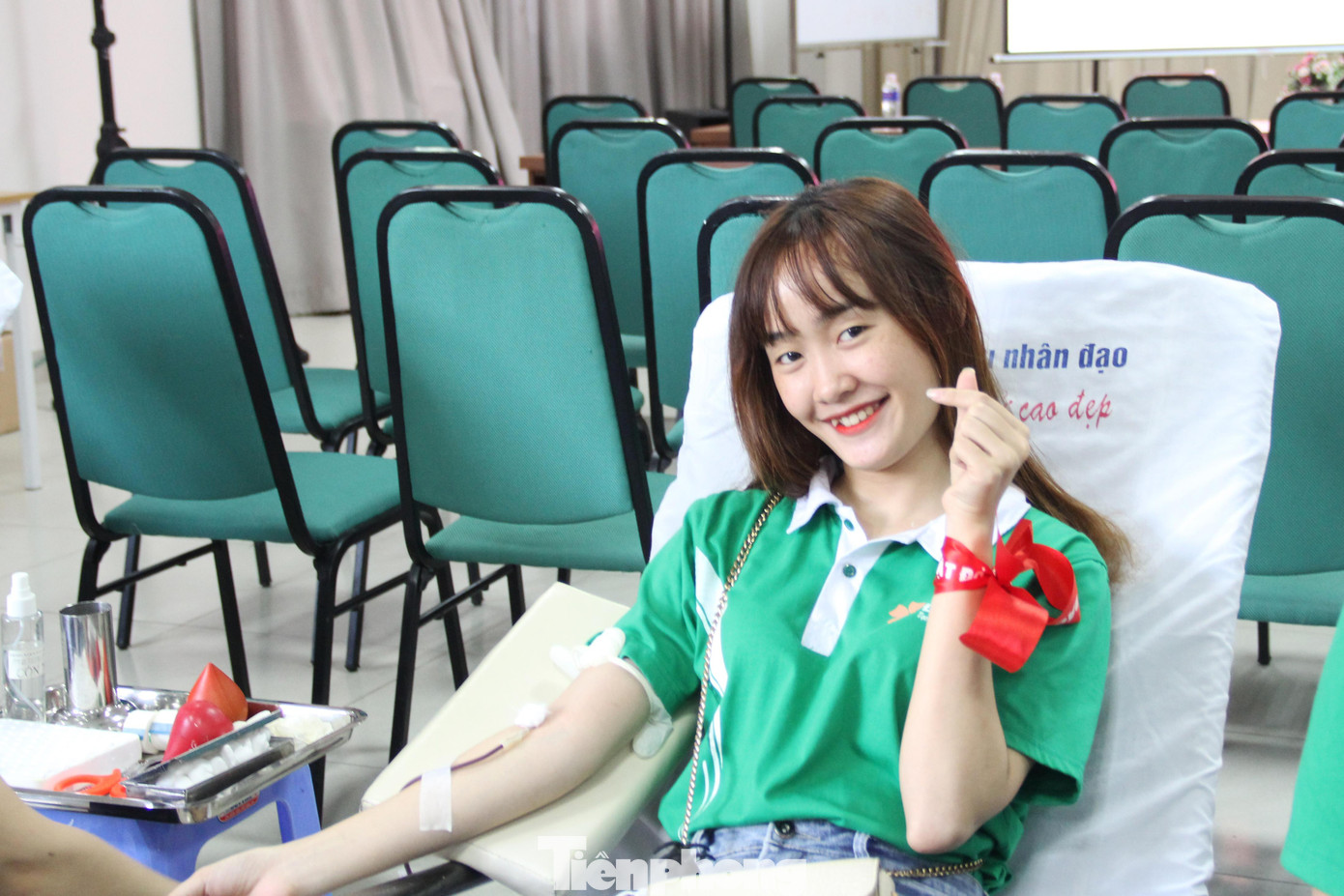 Chủ nhật Đỏ là sự kiện hiến máu thường niên do Báo Tiền Phong khởi xướng và chủ trì. Năm 2023, Chủ nhật Đỏ lần thứ XV dự kiến có 40 tỉnh, thành phố sẽ tham gia hưởng ứng và tổ chức từ tháng 11/2022 đến hết tháng 2/2023. Chủ nhật Đỏ là sự kiện hiến máu thường niên do Báo Tiền Phong khởi xướng và chủ trì. Năm 2023, Chủ nhật Đỏ lần thứ XV dự kiến có 40 tỉnh, thành phố sẽ tham gia hưởng ứng và tổ chức từ tháng 11/2022 đến hết tháng 2/2023.