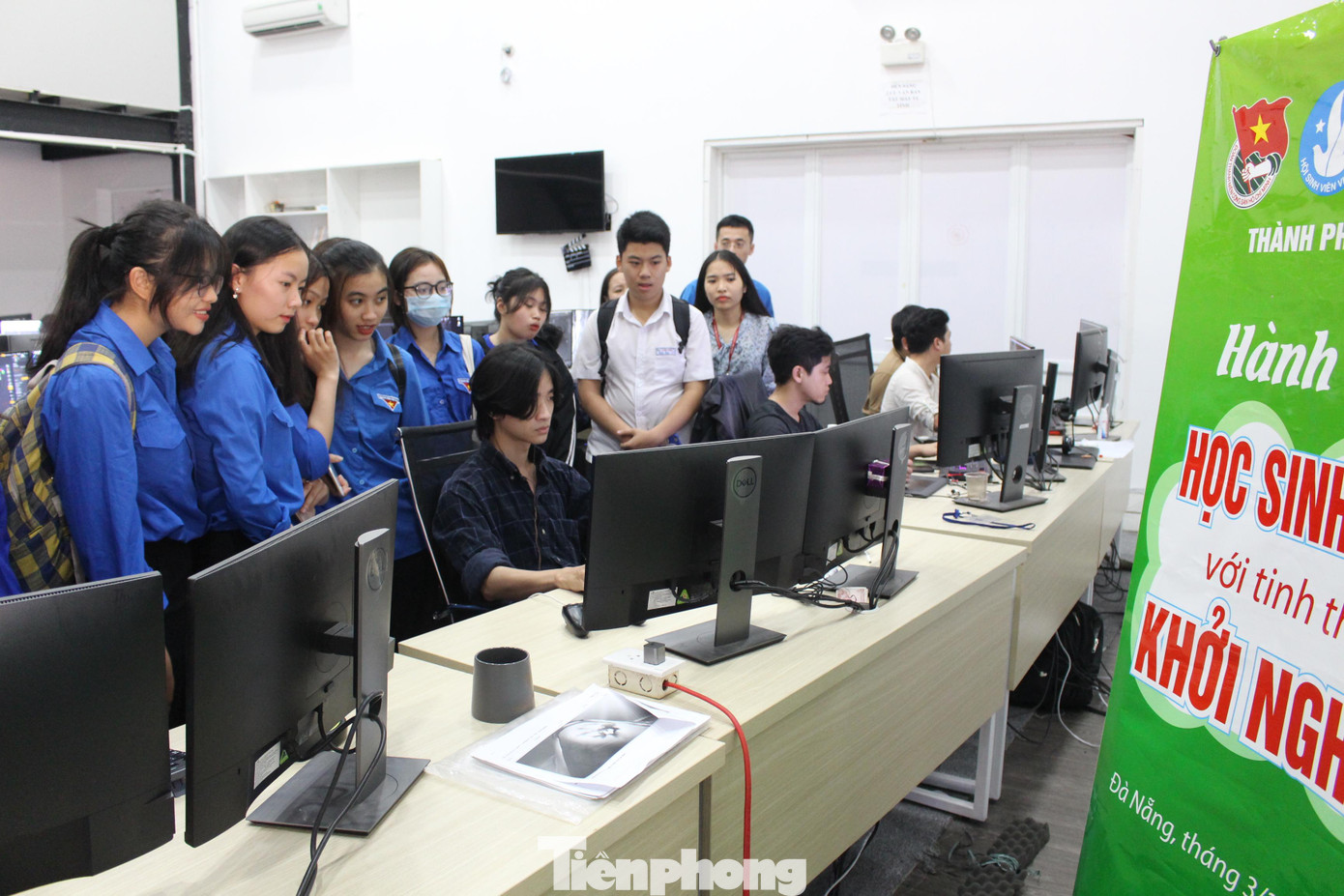 Các ngày hội khởi nghiệp, triển lãm, hội chợ khởi nghiệp... tạo sân chơi thiết thực cho đoàn viên thanh niên. Ảnh: Giang Thanh Các ngày hội khởi nghiệp, triển lãm, hội chợ khởi nghiệp... tạo sân chơi thiết thực cho đoàn viên thanh niên. Ảnh: Giang Thanh