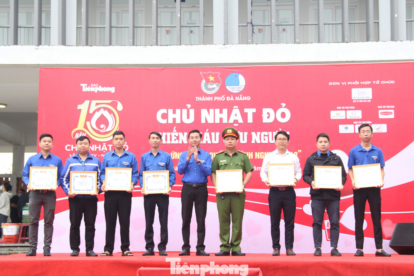 Thành Đoàn Đà Nẵng khen thưởng 26 tập thể có thành tích xuất sắc trong công tác vận động hiến máu năm 2022 Thành Đoàn Đà Nẵng khen thưởng 26 tập thể có thành tích xuất sắc trong công tác vận động hiến máu năm 2022