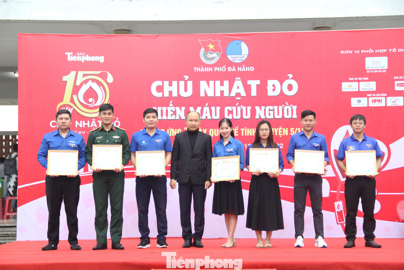 Thành Đoàn Đà Nẵng khen thưởng 26 tập thể có thành tích xuất sắc trong công tác vận động hiến máu năm 2022 Thành Đoàn Đà Nẵng khen thưởng 26 tập thể có thành tích xuất sắc trong công tác vận động hiến máu năm 2022