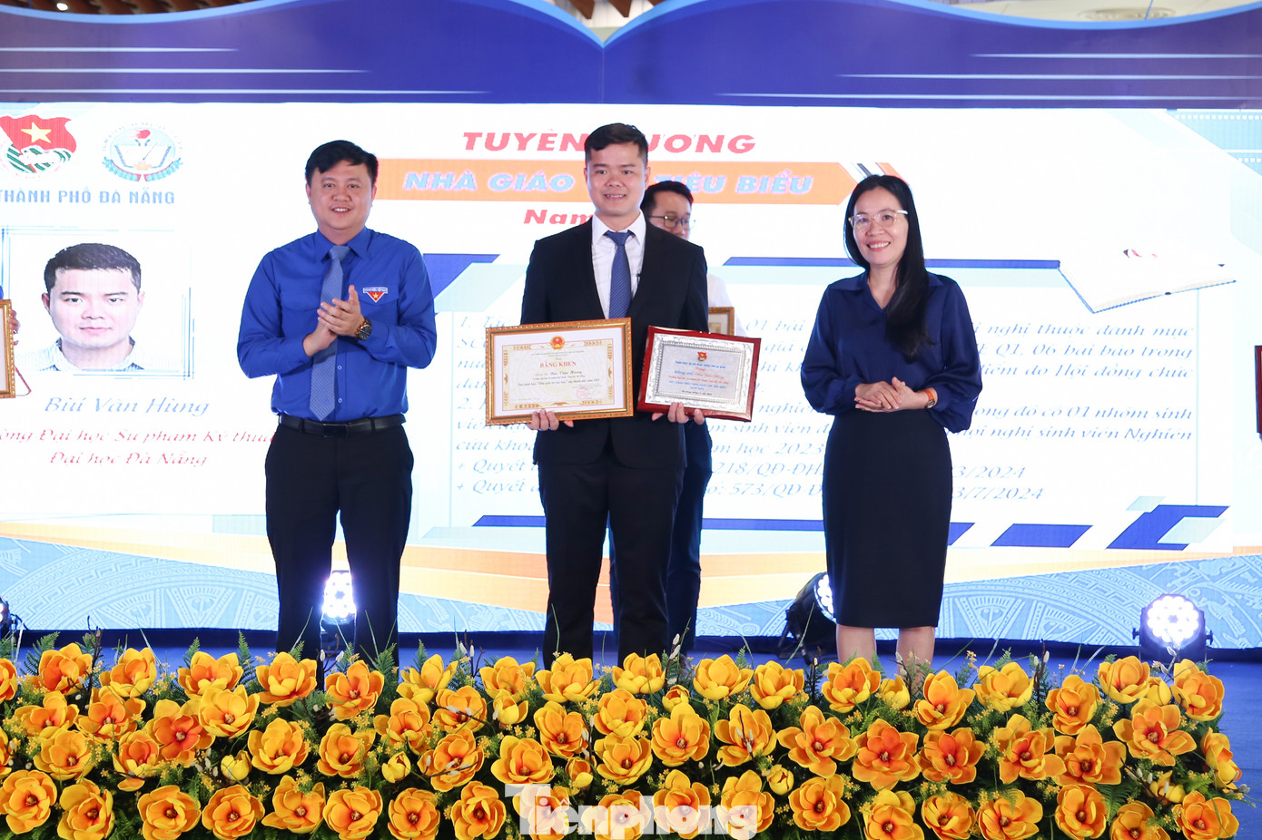 Bí thư Đoàn trường ĐH Sư phạm Kỹ thuật (ĐH Đà Nẵng) Bùi Văn Hùng là Nhà giáo trẻ tiêu biểu cấp TP và cấp T.Ư năm 2024.