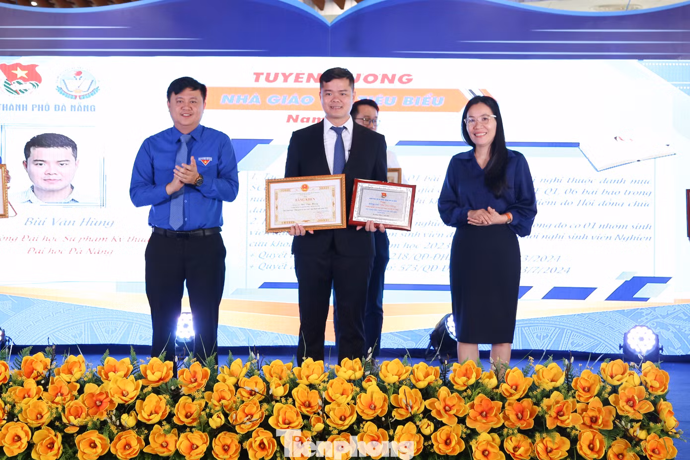 Bí thư Đoàn trường ĐH Sư phạm Kỹ thuật (ĐH Đà Nẵng) Bùi Văn Hùng là Nhà giáo trẻ tiêu biểu cấp TP và cấp T.Ư năm 2024.
