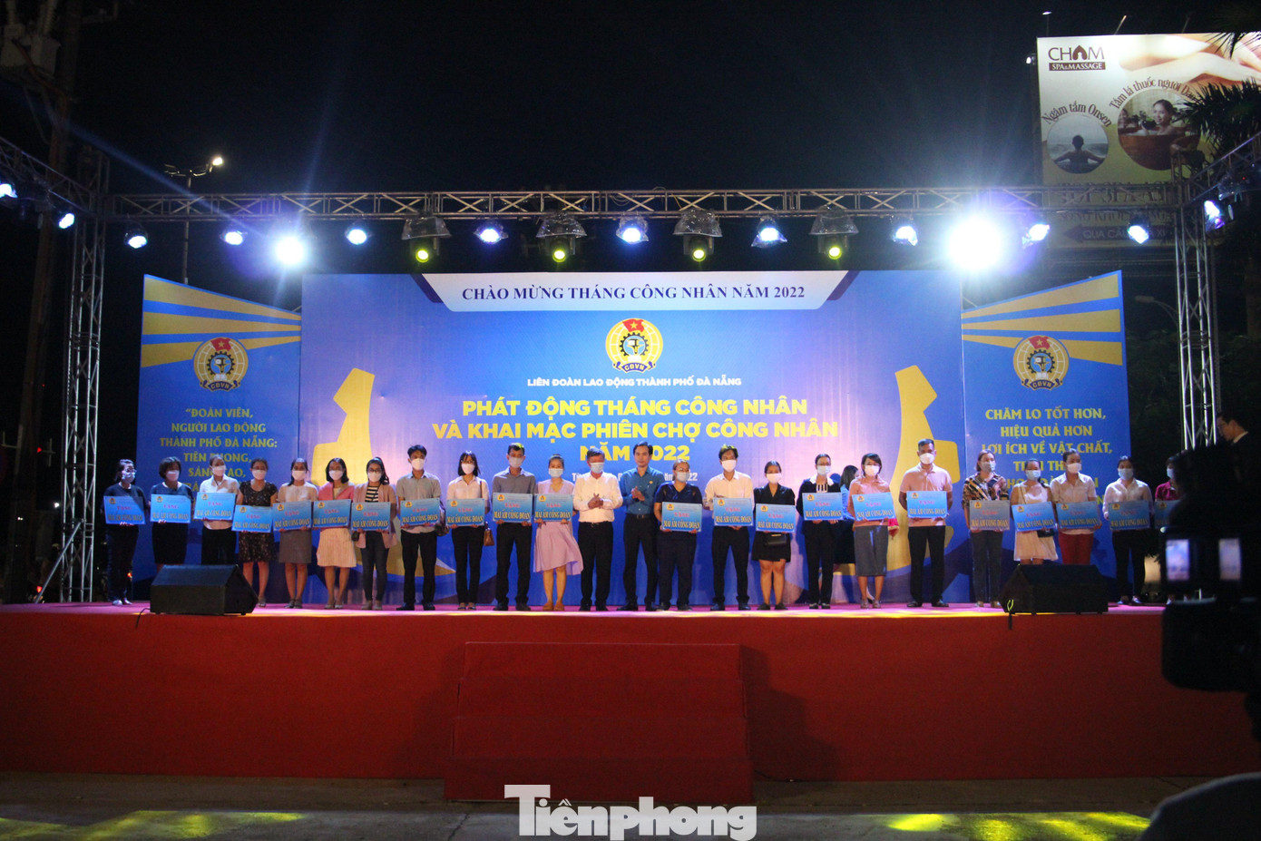 44 Mái ấm Công đoàn được trao tặng cho công nhân, người lao động có hoàn cảnh khó khăn 44 Mái ấm Công đoàn được trao tặng cho công nhân, người lao động có hoàn cảnh khó khăn