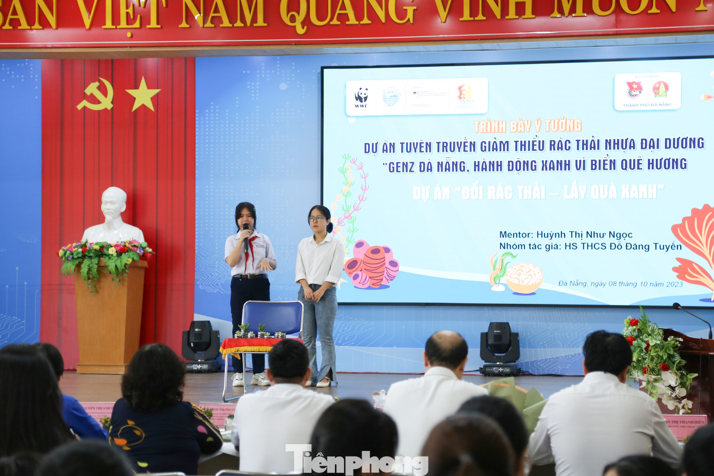 Các đội dự án mang đến nhiều sáng kiến độc đáo để góp phần giảm rác thải nhựa đại dương, nâng cao nhận thức của cộng đồng. Ảnh: Giang Thanh