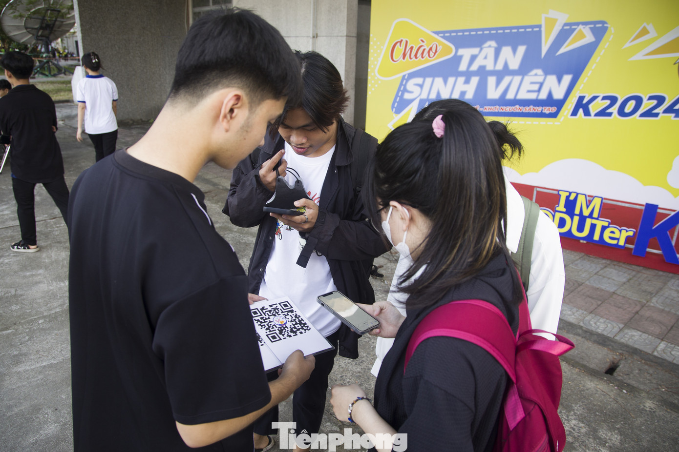 Trong Ngày hội Tân sinh viên năm nay của trường ĐH Bách khoa Đà Nẵng, Đội Tư vấn sinh viên của trường đã tổ chức gian hàng BK's MAP nhằm giới thiệu bản đồ nhà trọ và hỗ trợ sinh viên, phụ huynh ở các tỉnh xa về nhập học.