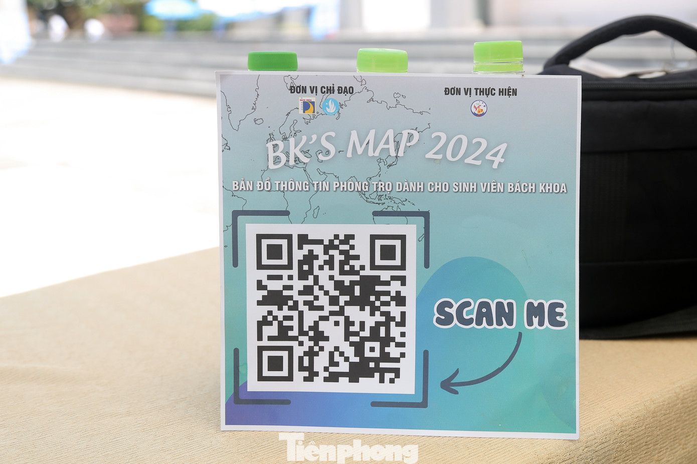 Tại Ngày hội Tân sinh viên, Đội Tư vấn sinh viên đã bố trí mã QR bản đồ nhà trọ BK's MAP để giới thiệu và hướng dẫn sinh viên mới nhập học tìm kiếm phòng trọ.