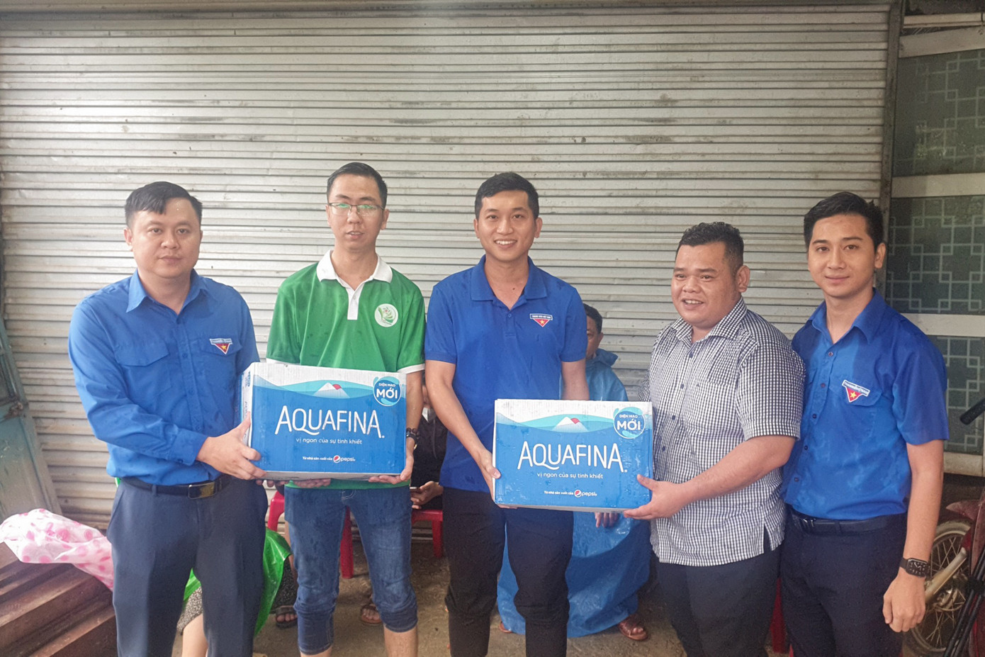 "Trong trận ngập năm ngoái, các bạn đã hỗ trợ bà con rất tích cực với hàng ngàn chiếc xe máy. Năm nay, đội hình này lại được tiếp tục triển khai. Thành Đoàn đánh giá cao tinh thần xung kích, tình nguyện của các bạn sinh viên khi ứng dụng chuyên môn, kiến thức được học trên giảng đường để hỗ trợ thiết thực cho cộng đồng", anh Lê Công Hùng - Phó Bí thư Thành Đoàn Đà Nẵng, nói.