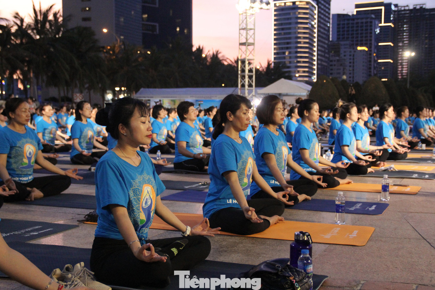 Ông Subhash Gupta, Phó Đại sứ Cộng hòa Ấn Độ tại Việt Nam, cho hay: "Nhiều người trên khắp thế giới đã luyện tập Yoga để giữ gìn sức khỏe, trẻ hóa bản thân và giúp chính mình trong cuộc chiến với cách ly xã hội, trầm cảm trong thời gian đại dịch COVID-19".