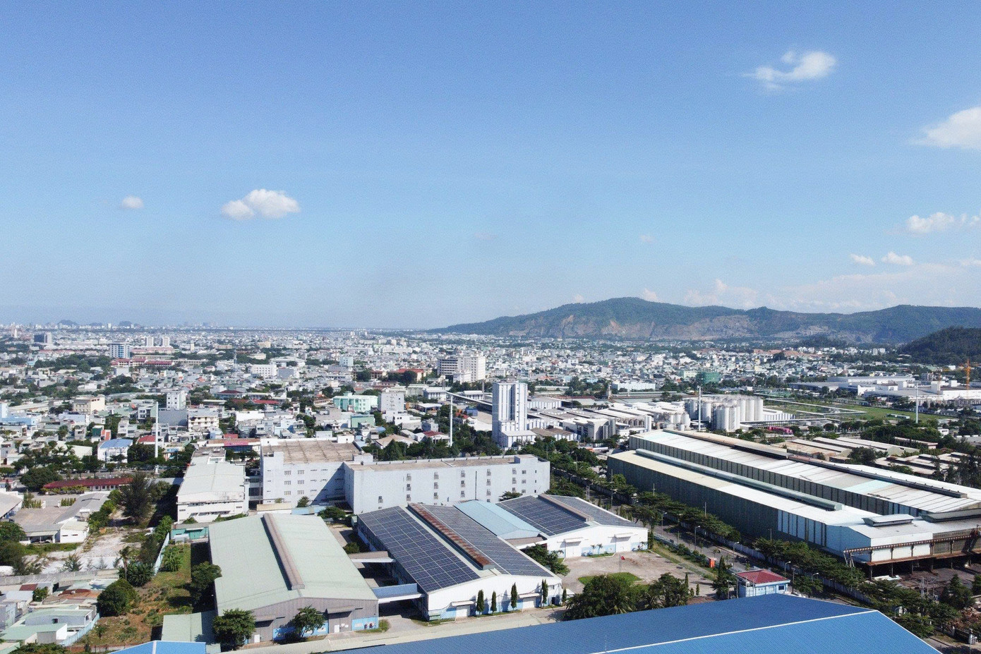 Trong đó, khu chức năng KCN 1 là Khu công nghiệp Hòa Khánh hiện trạng, định hướng phát triển khu công nghiệp sinh thái với diện tích hơn 295ha.