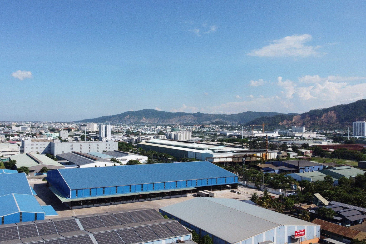 Khu chức năng KCN 2 gồm 1 phần khu công nghiệp Hòa Khánh mở rộng hiện trạng và Cụm công nghiệp Thanh Vinh hiện trạng, định hướng phát triển các ngành công nghiệp sạch, thân thiện với môi trường. Khu chức năng KCN 3 có diện tích hơn 106ha gồm một phần khu công nghiệp Hòa Khánh mở rộng hiện trạng, chuyển đổi phát triển công nghệ cao.