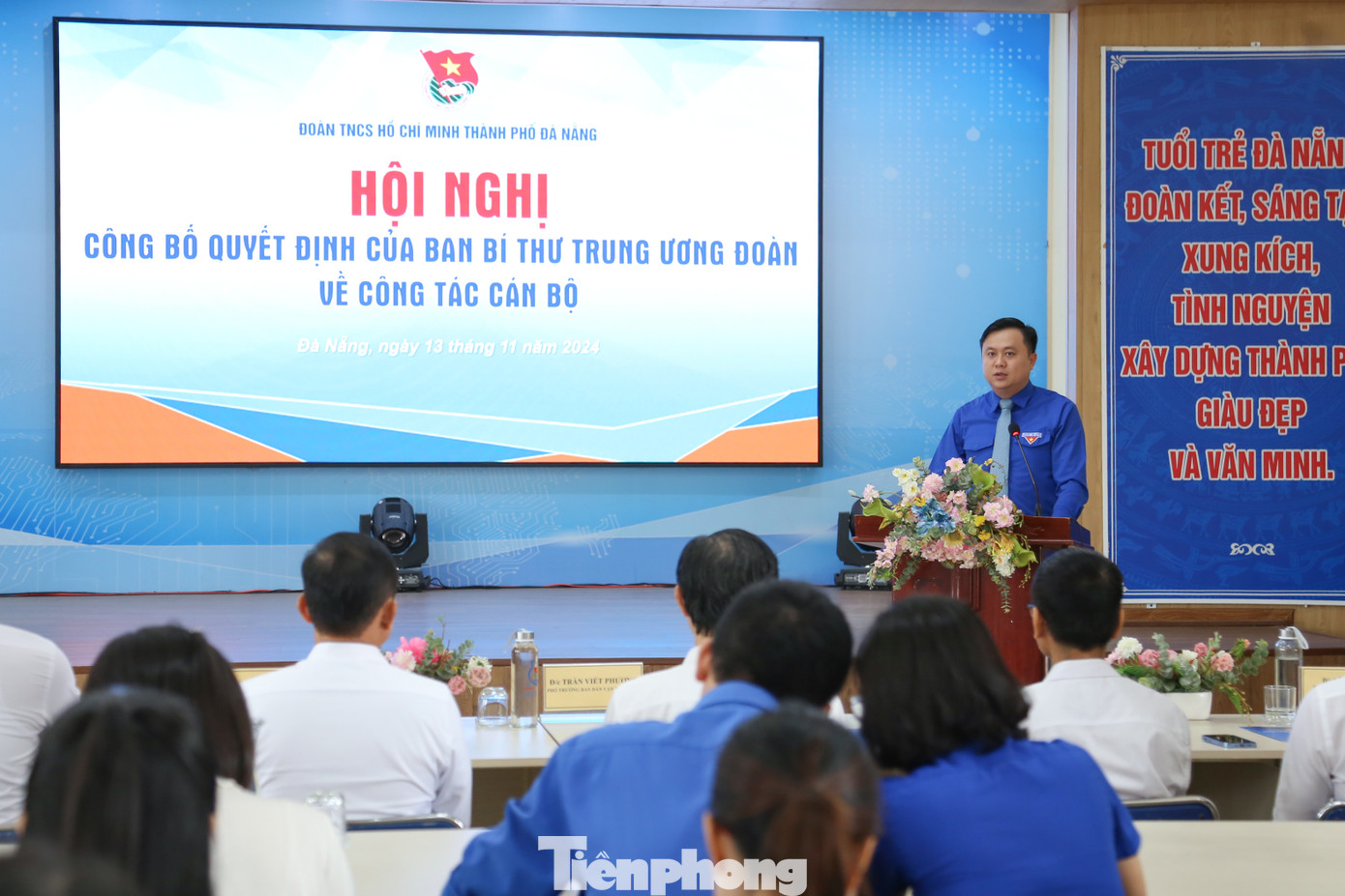 Bí thư Thành Đoàn Đà Nẵng Lê Công Hùng phát biểu nhận nhiệm vụ. Bí thư Thành Đoàn Đà Nẵng Lê Công Hùng phát biểu nhận nhiệm vụ.