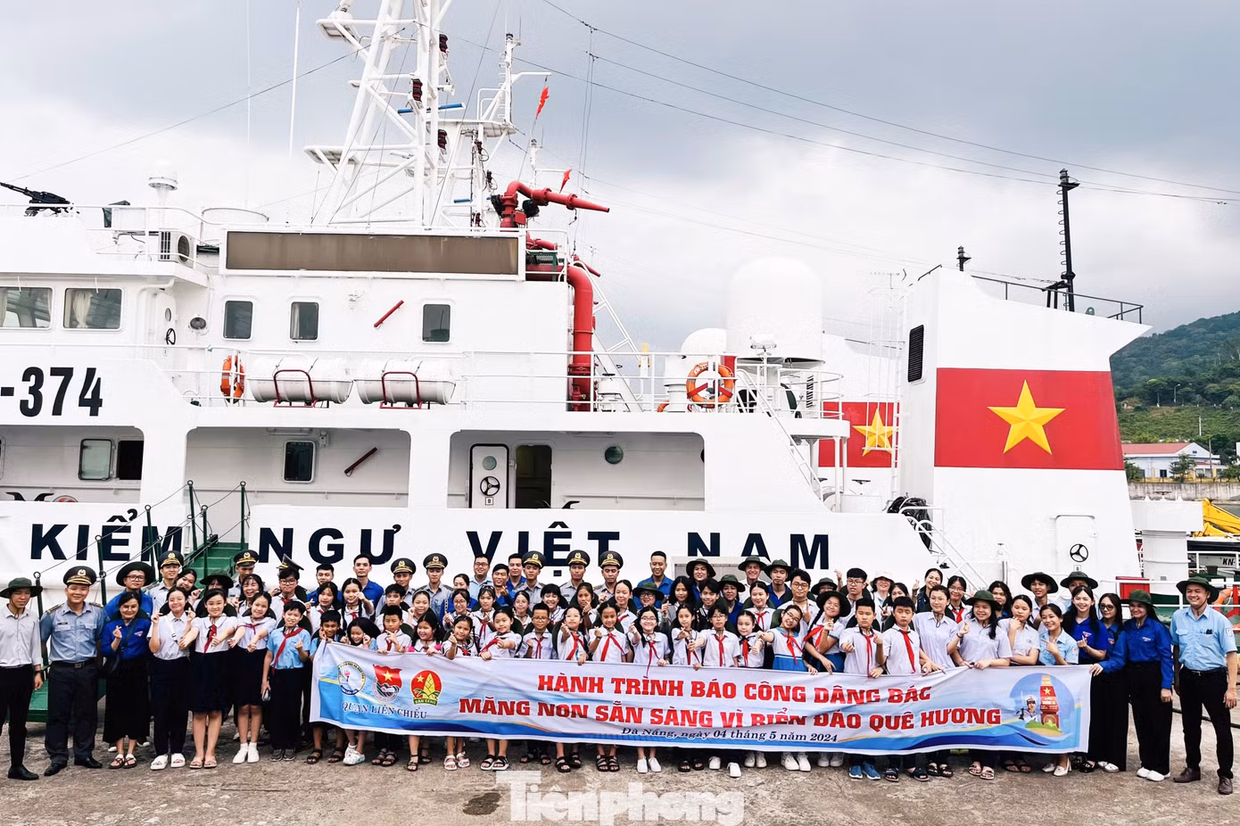 Các đơn vị Quận, Huyện Đoàn, Đoàn trực thuộc tổ chức nhiều hoạt động, công trình, phần việc nhằm tuyên truyền, giáo dục cho thanh thiếu nhi trên địa bàn về lịch sử hào hùng của dân tộc trong Chiến dịch Điện Biên Phủ, phát huy tinh thần Điện Biên Phủ trong xây dựng và bảo vệ Tổ quốc.
