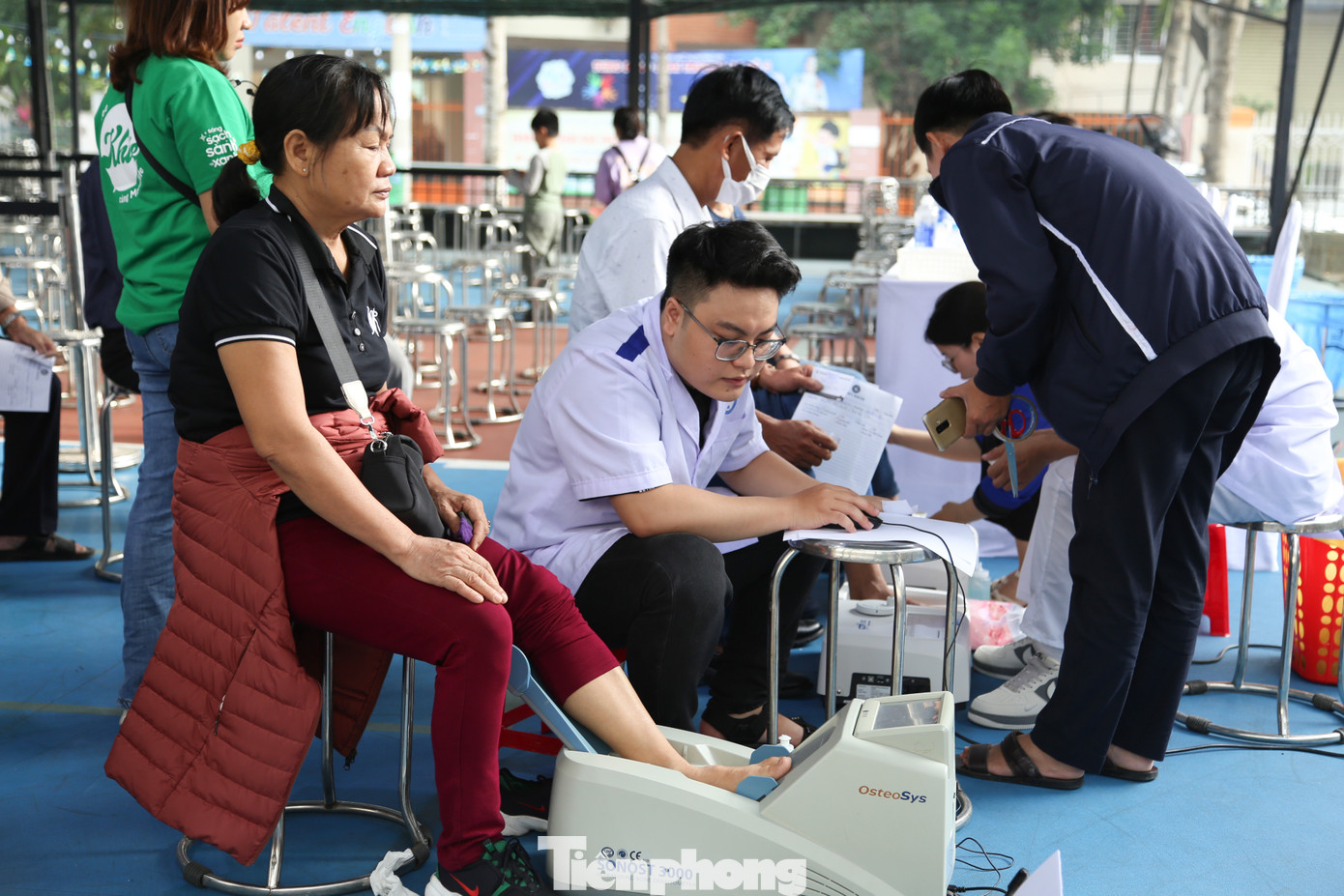 Theo BSCK II Nguyễn Thành Trung - Chủ tịch Hội Thầy thuốc trẻ TP. Đà Nẵng, thời gian qua, các hoạt động khám chữa bệnh, phát thuốc miễn phí cho người dân, đặc biệt là người dân có hoàn cảnh khó khăn luôn được Hội chú trọng và quan tâm.