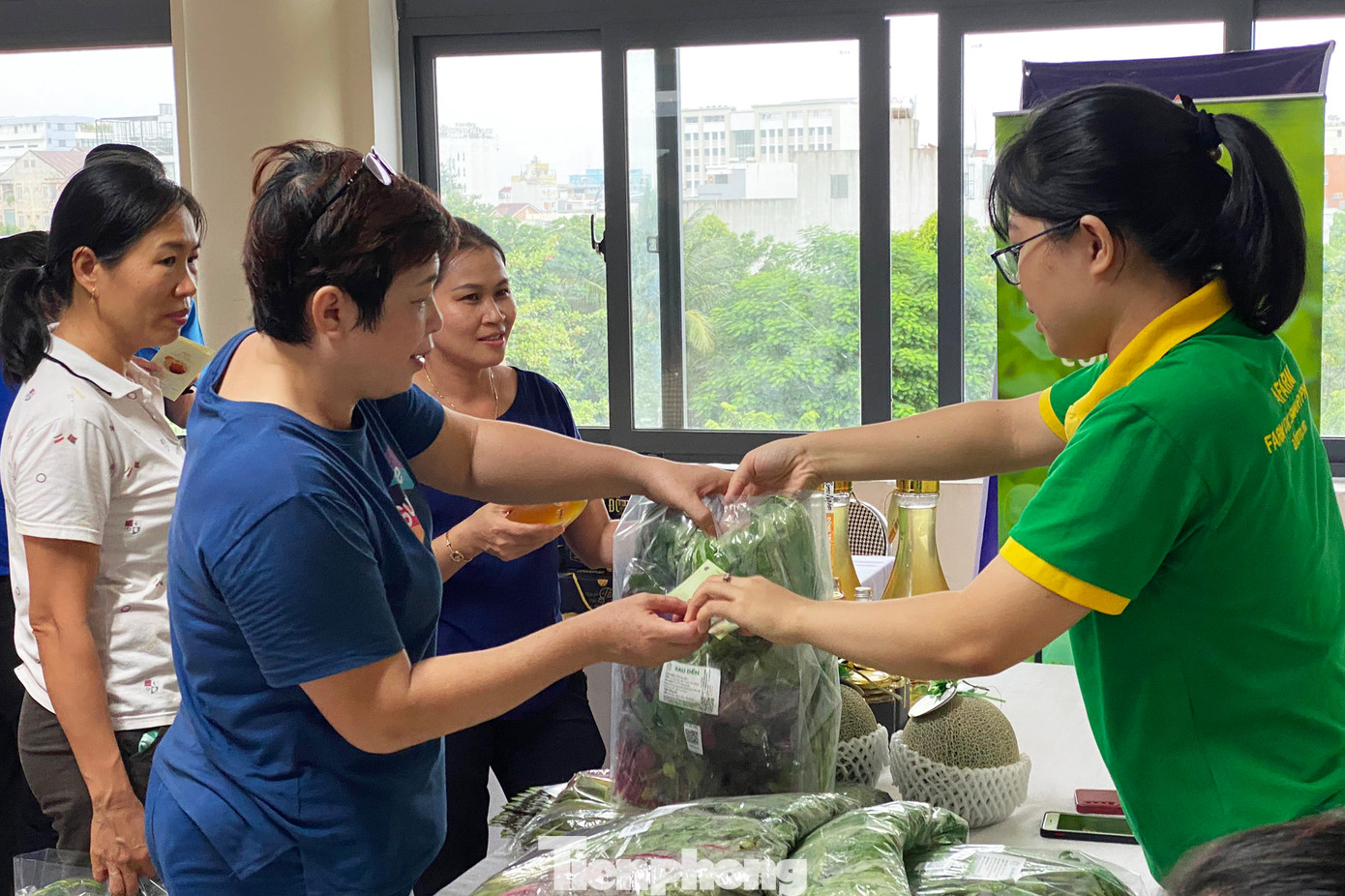 Nhiều sản phẩm khởi nghiệp nông nghiệp công nghệ cao được giới thiệu trong khuôn khổ hội thảo, thu hút sự quan tâm của nhiều đơn vị, doanh nghiệp Nhiều sản phẩm khởi nghiệp nông nghiệp công nghệ cao được giới thiệu trong khuôn khổ hội thảo, thu hút sự quan tâm của nhiều đơn vị, doanh nghiệp