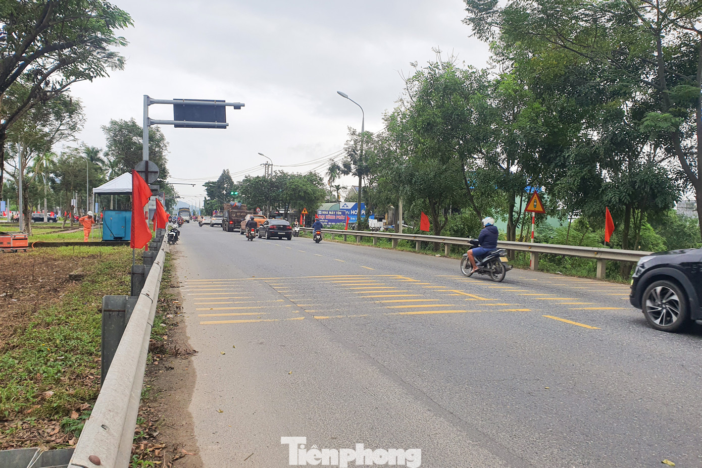 Quốc lộ 14B đoạn từ Km24+633 đến Km32+185 mới chỉ có quy mô 2 làn xe, thường xuyên xảy ra tình trạng ùn tắc, TNGT