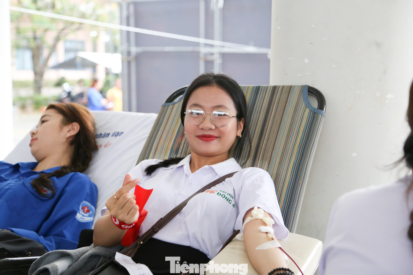 Nhiều năm qua, Đà Nẵng là một trong những địa phương duy trì tỉ lệ người hiến máu so với dân số cao trên cả nước. Ảnh: Giang Thanh Nhiều năm qua, Đà Nẵng là một trong những địa phương duy trì tỉ lệ người hiến máu so với dân số cao trên cả nước. Ảnh: Giang Thanh