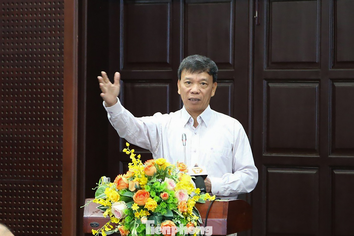 Theo ông Trịnh Thanh Lâm, Giám đốc kinh doanh Synopsys khu vực Nam Á, đơn vị sẵn sàng hỗ trợ Đà Nẵng trong đào tạo nguồn nhân lực thiết kế vi mạch bán dẫn. Theo ông Trịnh Thanh Lâm, Giám đốc kinh doanh Synopsys khu vực Nam Á, đơn vị sẵn sàng hỗ trợ Đà Nẵng trong đào tạo nguồn nhân lực thiết kế vi mạch bán dẫn.