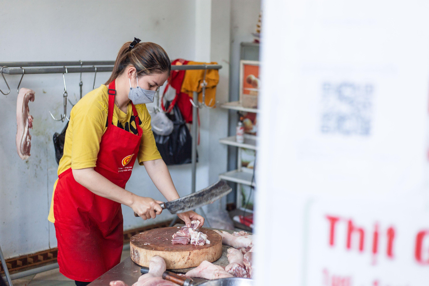 Các điểm bán đều test nhanh COVID-19 cho nhân viên và yêu cầu người dân tuân thủ 5K, quét QR Code khai báo y tế Các điểm bán đều test nhanh COVID-19 cho nhân viên và yêu cầu người dân tuân thủ 5K, quét QR Code khai báo y tế