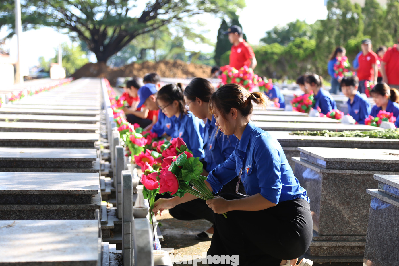 Theo anh Nguyễn Bá Duân, Phó Bí thư Thành Đoàn Đà Nẵng, thời gian qua, tuổi trẻ Đà Nẵng đã làm tốt công tác giáo dục truyền thống Uống nước nhớ nguồn cho thế hệ trẻ.