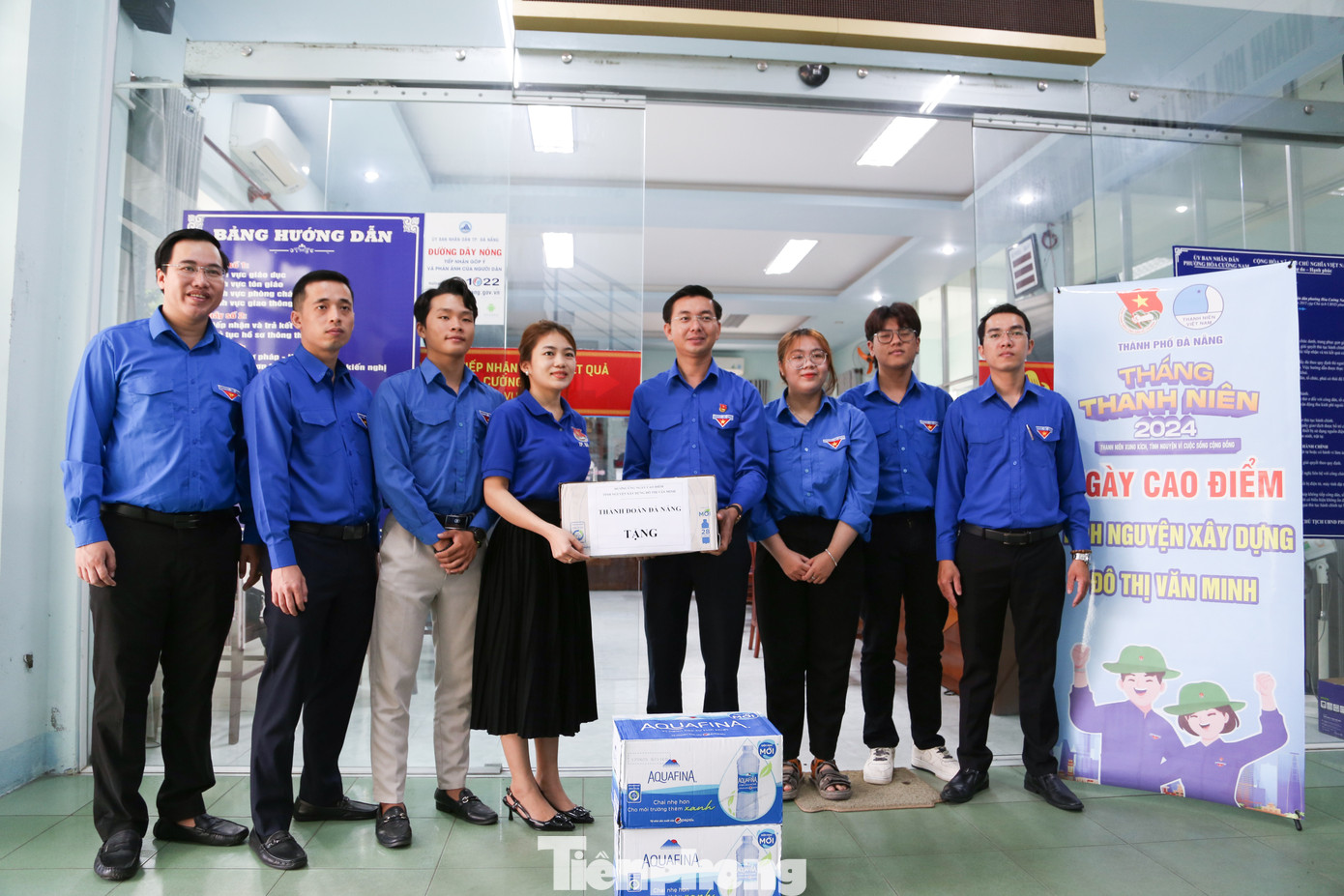 Theo chị Lương Thị Hương Dịu (Phó Bí thư Đoàn phường Hòa Cường Nam), đội hình tình nguyện này được đều đặn tổ chức vào thứ 7 hằng tuần để hỗ trợ người dân thực hiện các dịch vụ công trực tuyến.