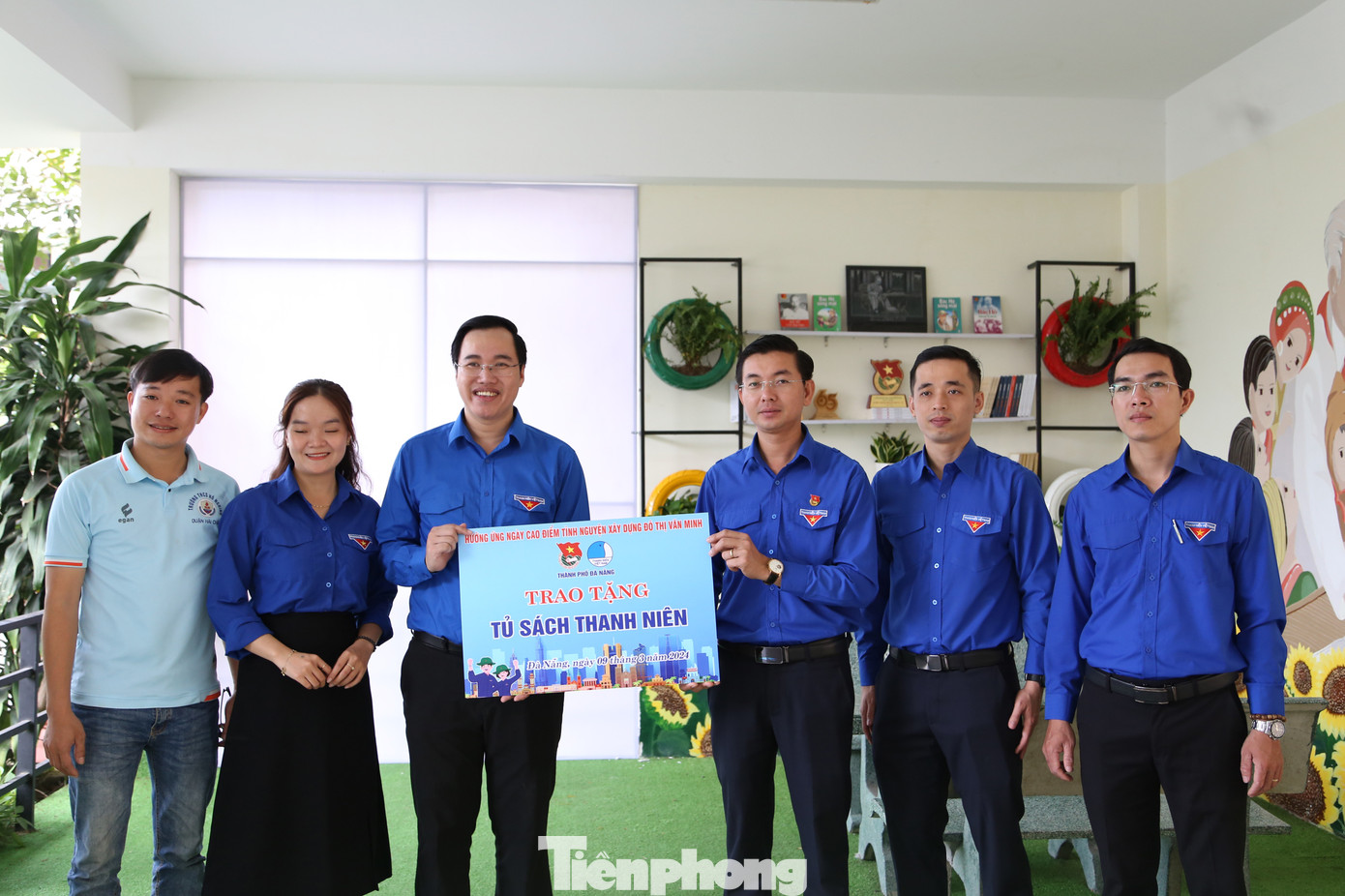 Theo anh Nguyễn Bá Duân, Phó Bí thư Thành Đoàn Đà Nẵng, trong Tháng Thanh niên, hàng loạt các hoạt động tình nguyện xây dựng văn minh đô thị như "Thanh niên với văn hóa giao thông", triển khai tuyến phố văn minh "Sáng - Xanh - Sạch - Đẹp - Văn minh - An toàn", mô hình Góc phố sạch, vỉa hè sạch, Góc phố xanh, Hành trình thứ hai của lốp xe...